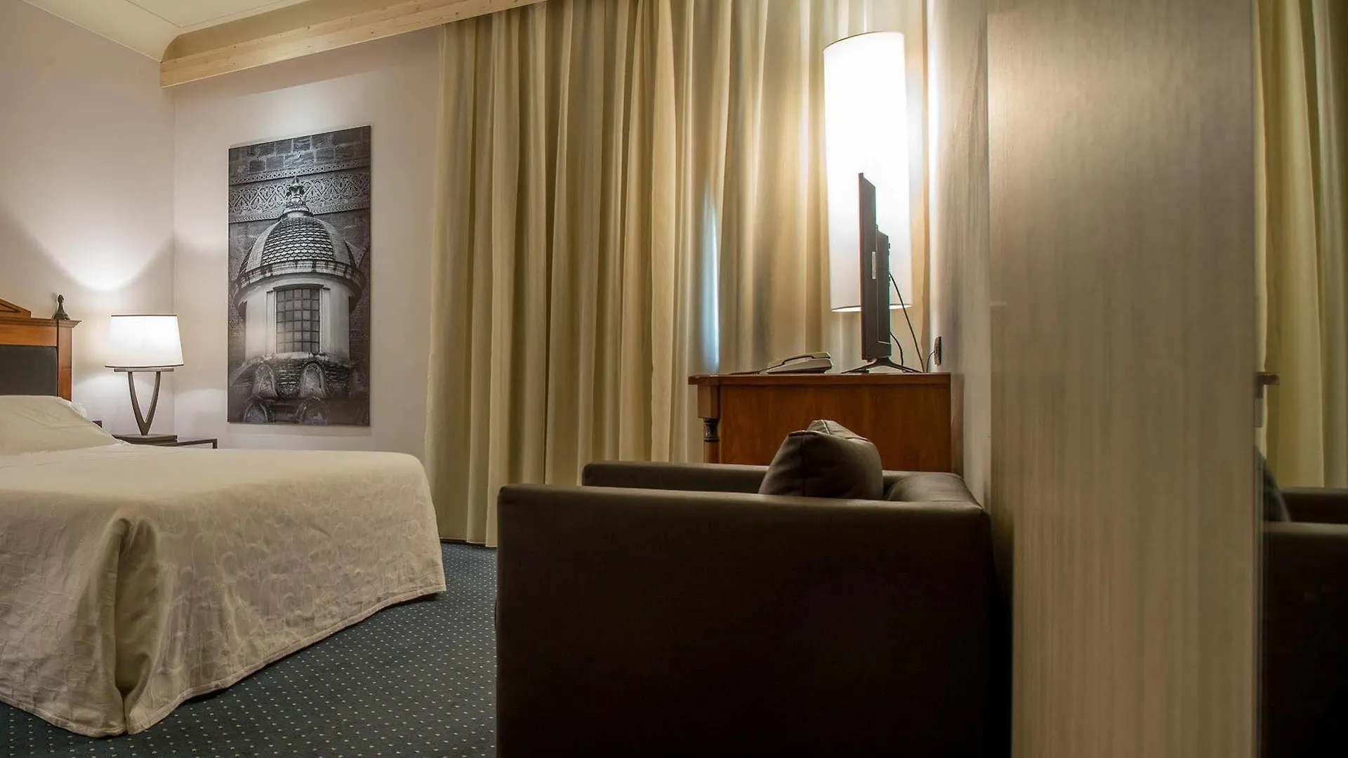****  Hotel Federico II Central Palace パレルモ イタリア